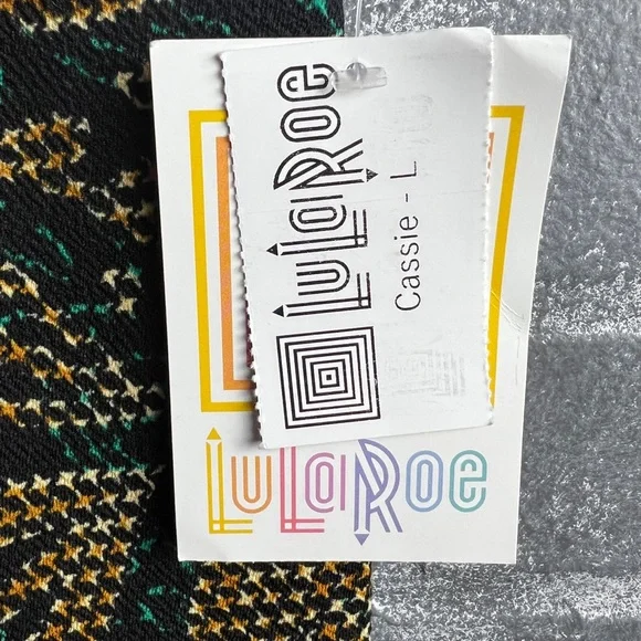 LuLaRoe Cassie Skirt Large Black with green and yellow print - Picture 2 of 5